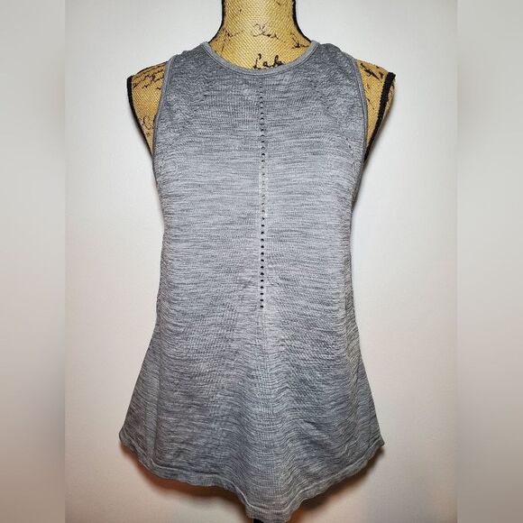 ATHLETA Foothill Seamless Tank in Grey Size S - Picture 2 of 10